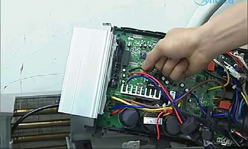 鹤岗市美的空调电话是多少